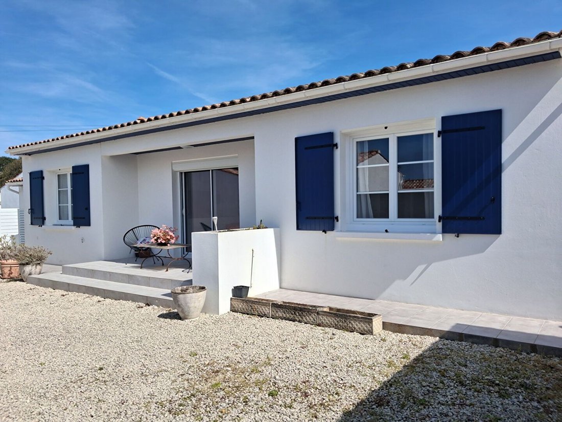 House in Dolus-d'Oleron, Nouvelle-Aquitaine, France 3 - 17796314
