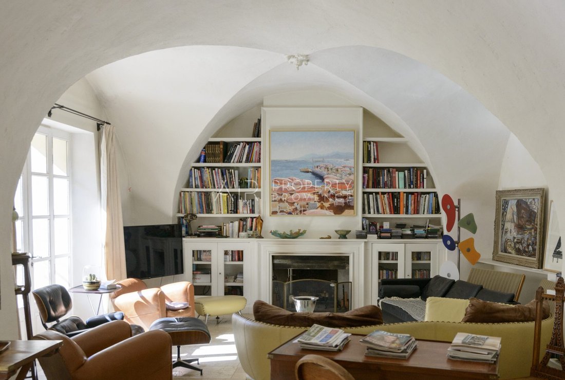 House in Cadenet, Provence-Alpes-Côte d'Azur, France 4 - 17936514