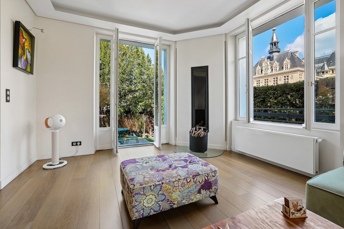 House in Vincennes, Ile-de-France, France 4 - 17935370