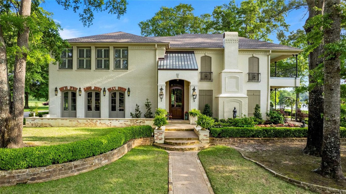 House in Longview, Texas, United States 1 - 17936219