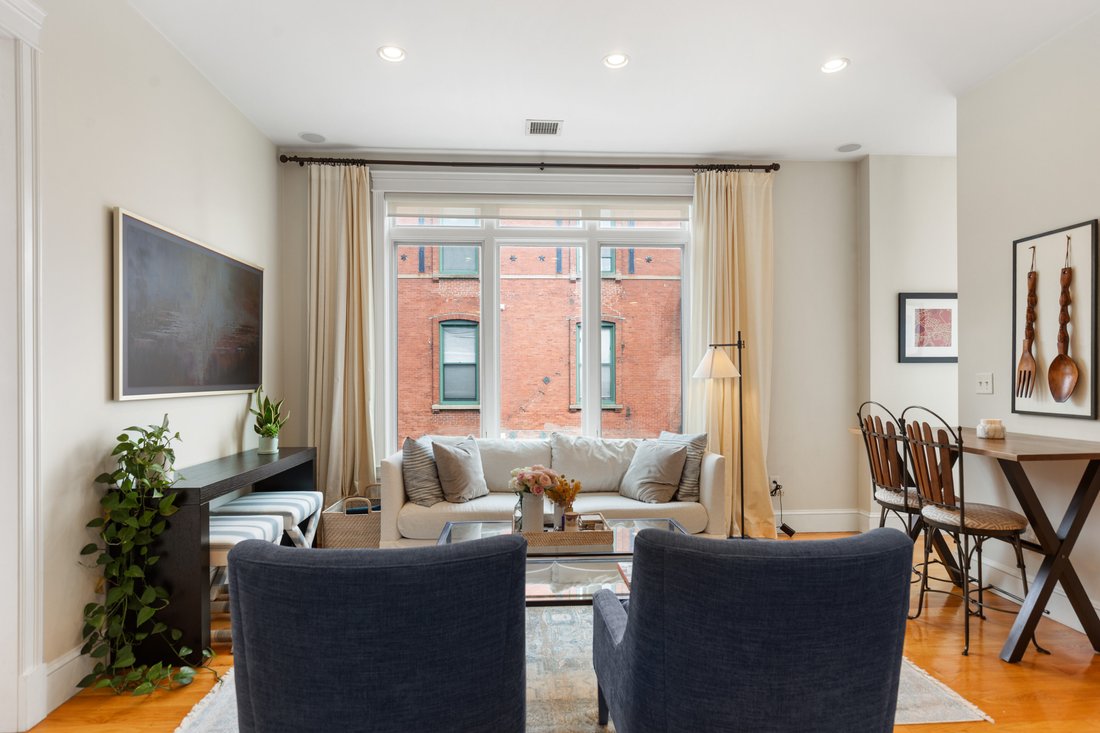 Condo in Boston, Massachusetts, United States 4 - 17938631
