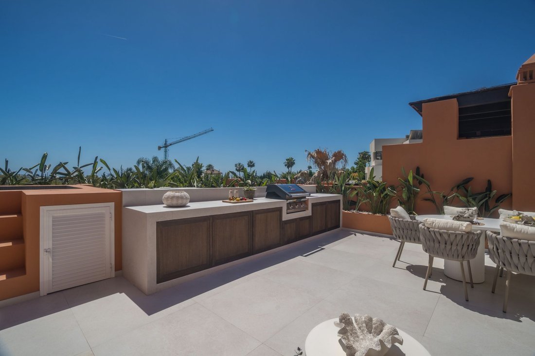 Apartment in Puerto Banus, Marbella, Spain 3 - 17928317