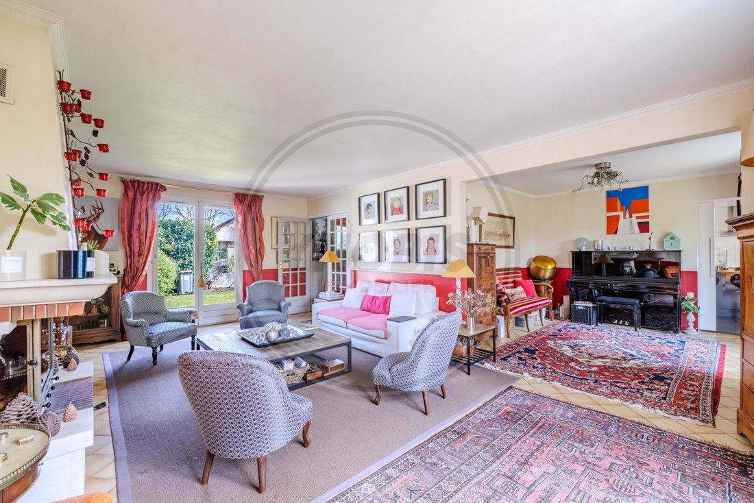 House in Clairieres, Verneuil-sur-Seine, France 4 - 17383746