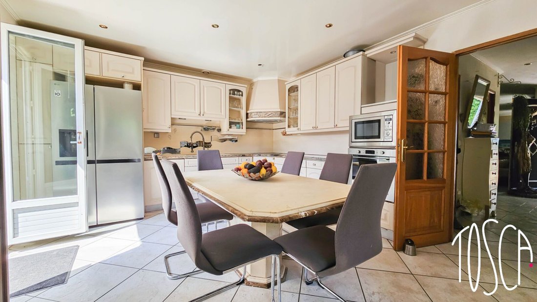 House in Vitry-sur-Seine, Ile-de-France, France 5 - 16079529
