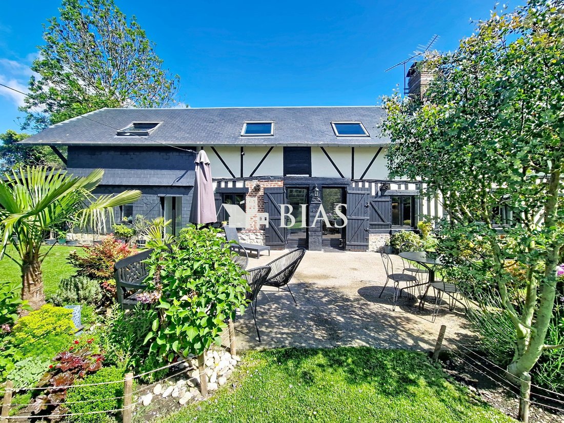 House in Secteur Sauvegarde, Honfleur, France 2 - 17936617