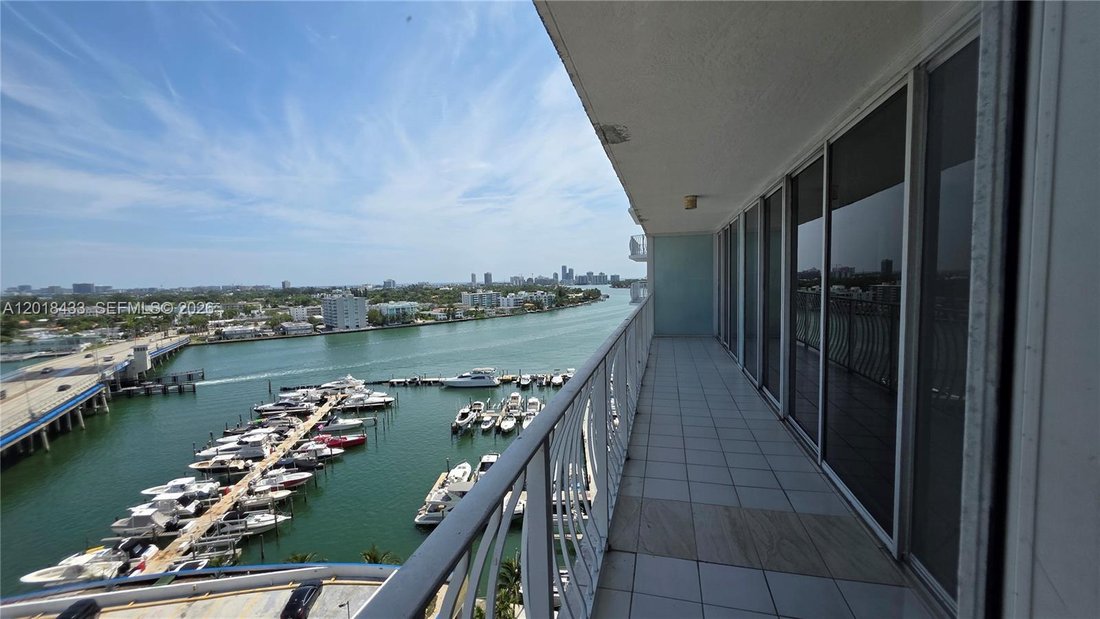 Condo in Miami Beach, Florida, United States 5 - 17930162