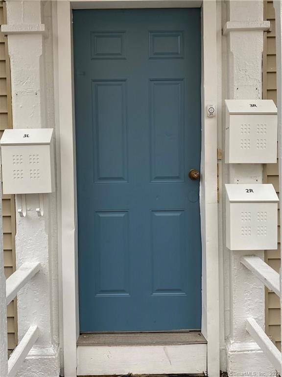 New Haven, Connecticut, United States 2 - 17928239