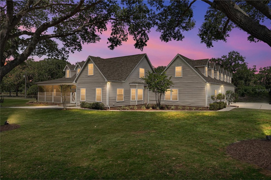House in Dade City, Florida, United States 1 - 17933942