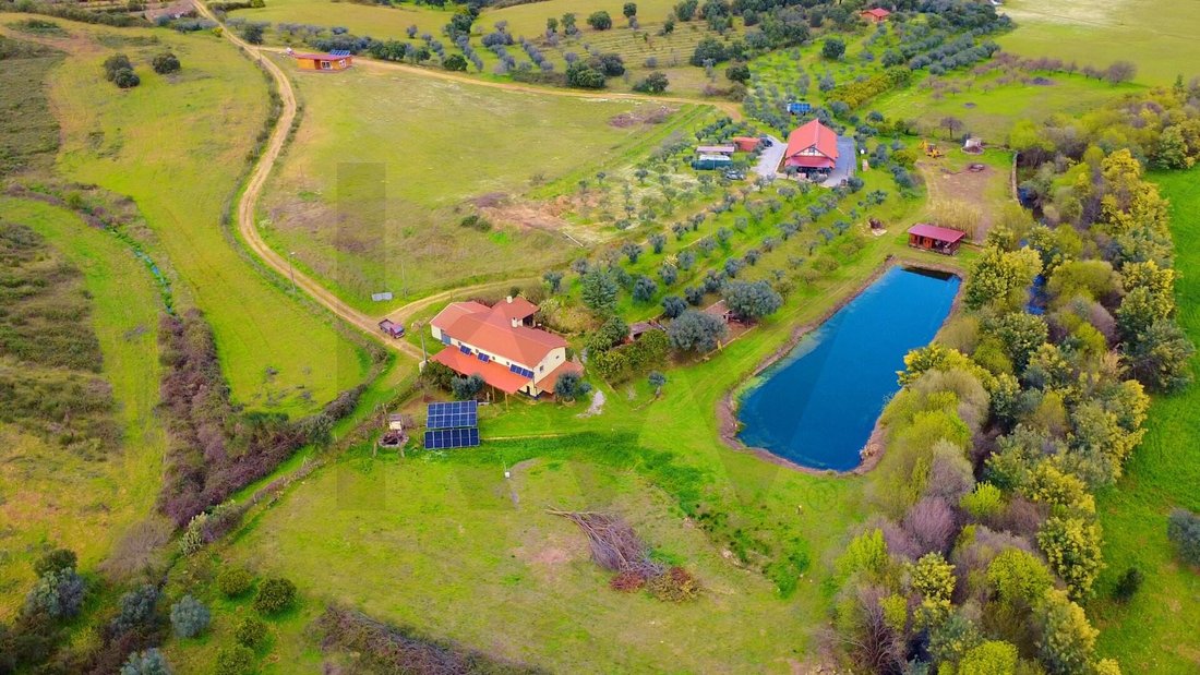 Farm Ranch in Vale de Prazeres e Mata da Rainha, Castelo Branco District, Portugal 1 - 17937104