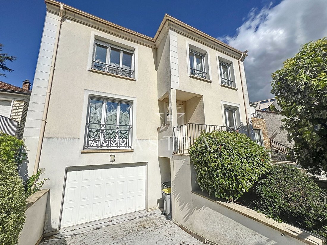 House in Antony, Ile-de-France, France 1 - 17146729