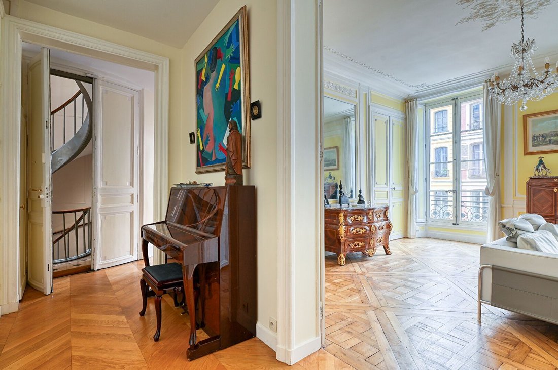Apartment in Domaine National du Château, Versailles, France 4 - 17852585
