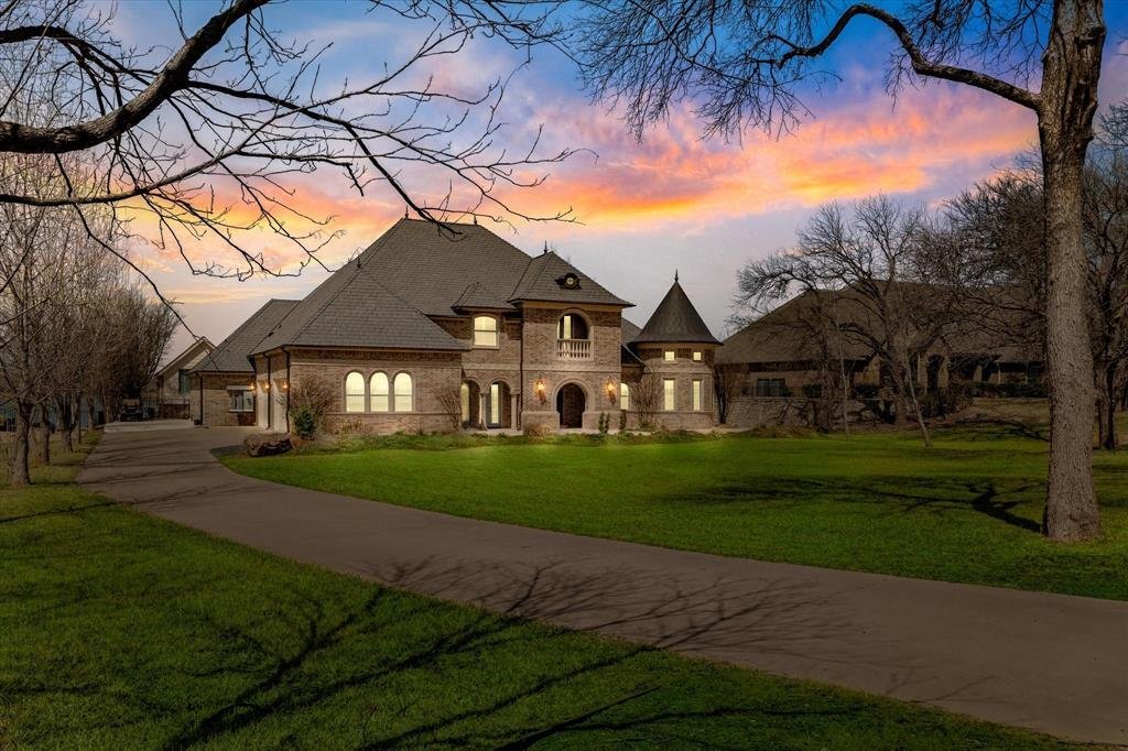 House in Granbury, Texas, United States 2 - 17934418