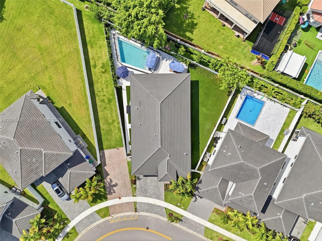 House in Miramar, Florida, United States 4 - 17904367