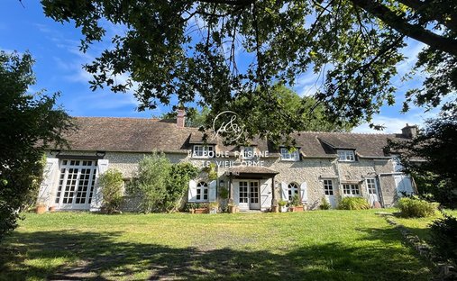 House in Houdan, Ile-de-France, France 1