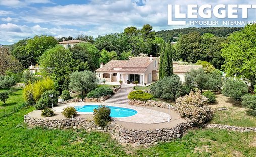 Farm Ranch in Lorgues, Provence-Alpes-Côte d'Azur, Frankreich 1