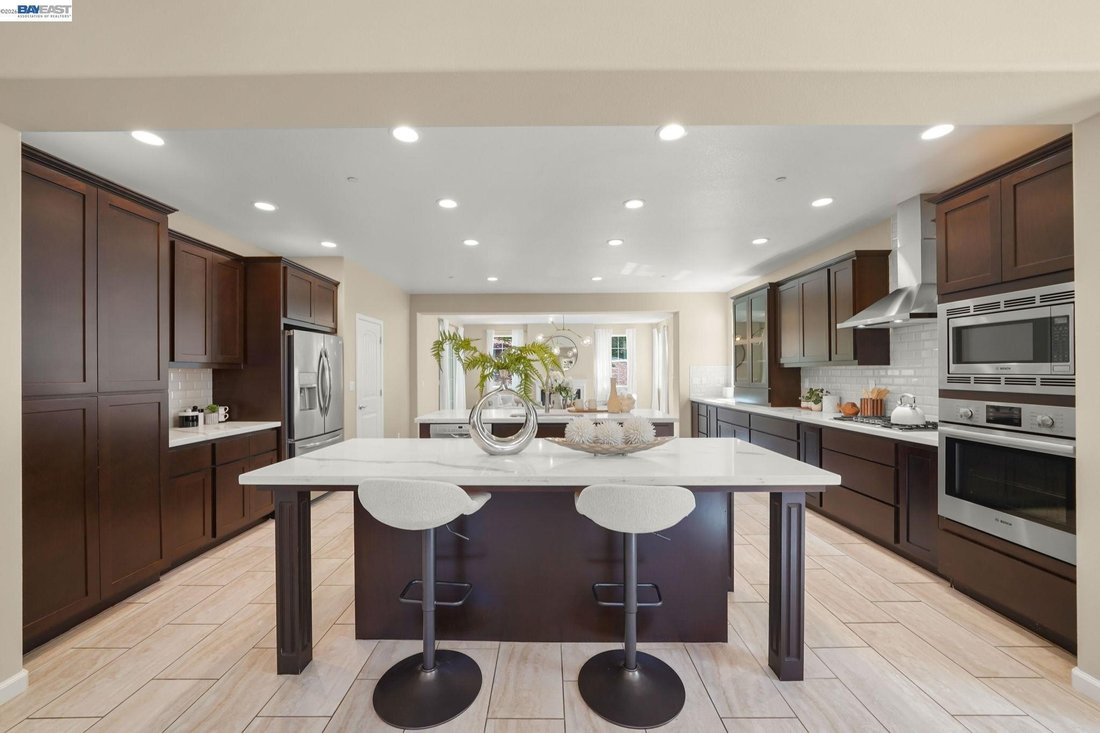 House in Hayward, California, United States 5 - 17941732