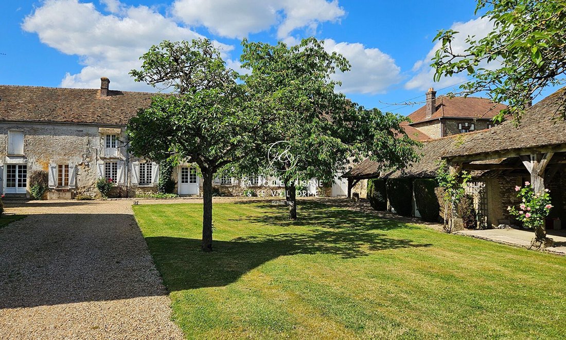 House in Houdan, Ile-de-France, France 3 - 15929059