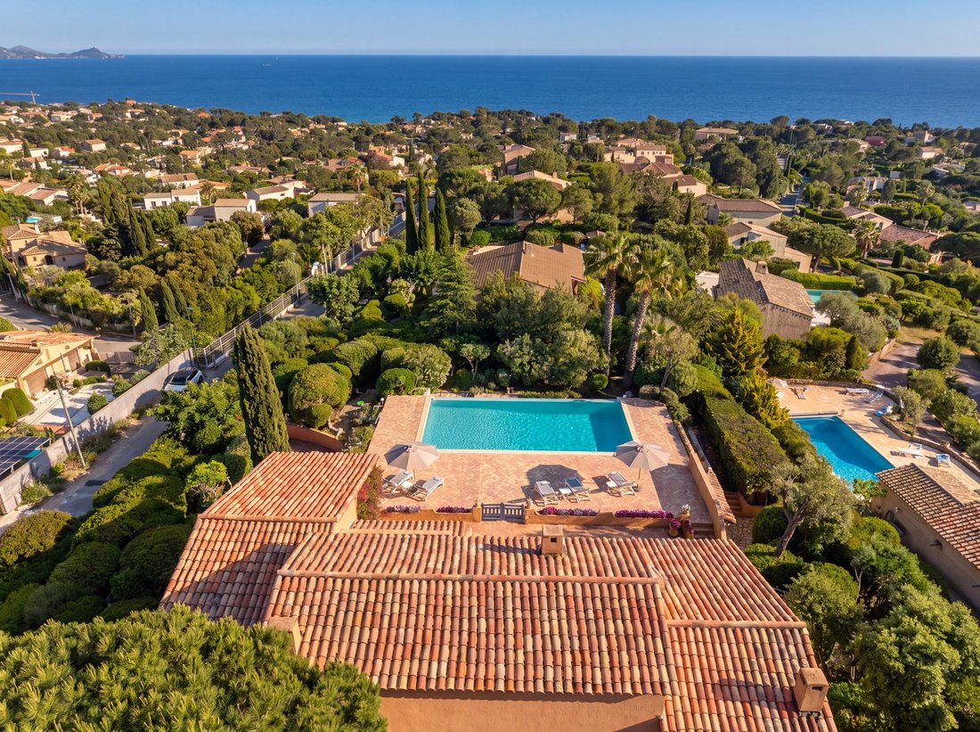 House in Frejus, Provence-Alpes-Côte d'Azur, France 5 - 17932434