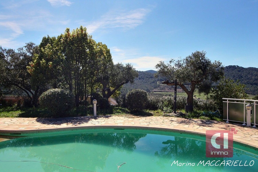 Villa in Pierrefeu-du-Var, Provence-Alpes-Côte d'Azur, France 3 - 17460229