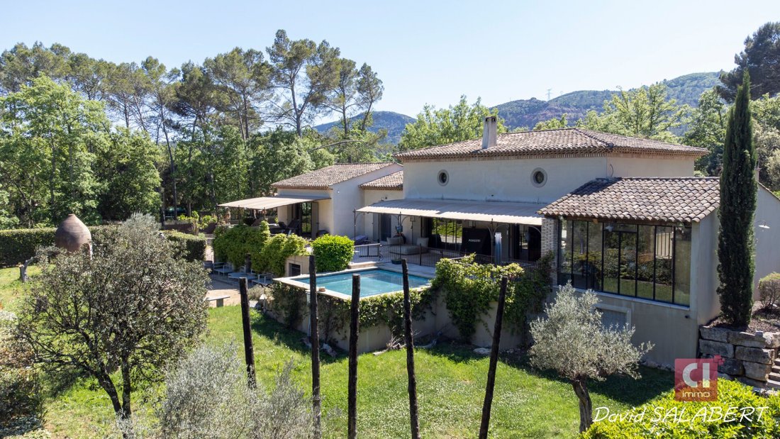 Estate in Le Thoronet, Provence-Alpes-Côte d'Azur, France 1 - 17820285