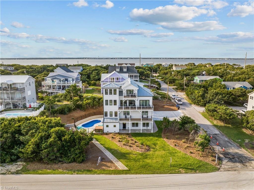 House in Emerald Isle, North Carolina, United States 2 - 17941282