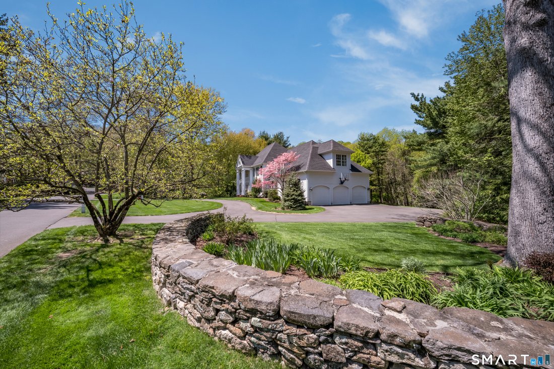 House in Avon, Connecticut, United States 2 - 17933356