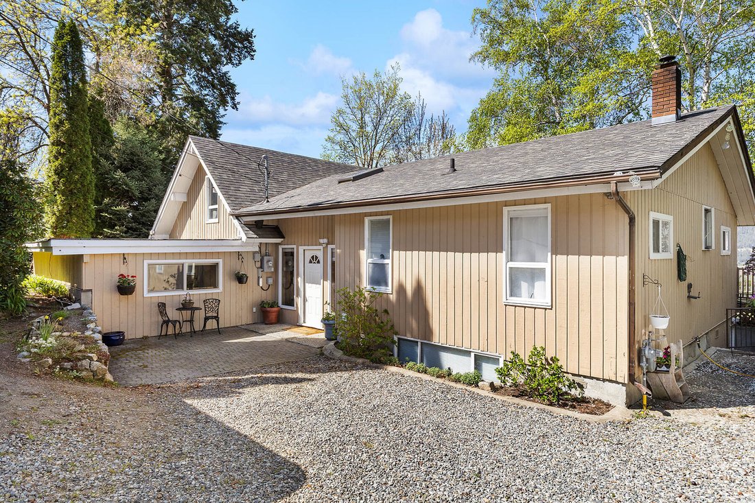 House in Lake Country, British Columbia, Canada 1 - 17930589