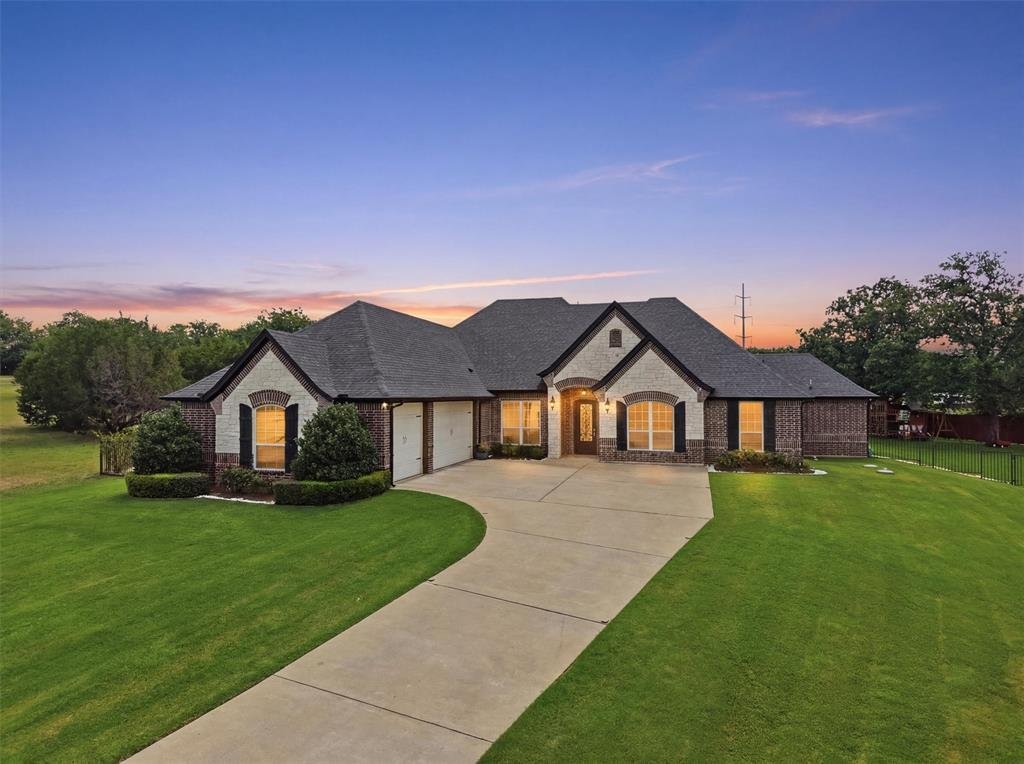 House in Granbury, Texas, United States 1 - 17940923