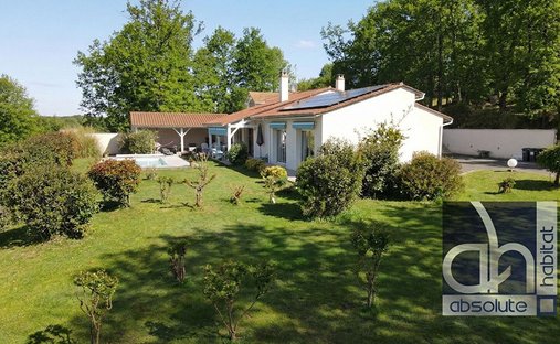 House in Vieux Bergerac, Bergerac, France 1