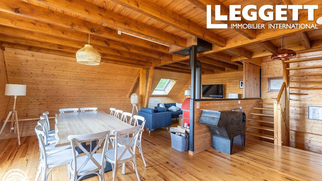 Chalet in Besse-et-Saint-Anastaise, Auvergne-Rhône-Alpes, France 4 - 17935244