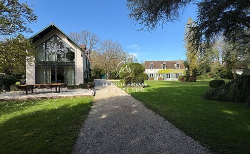 House in Les Mesnuls, Ile-de-France, France 1