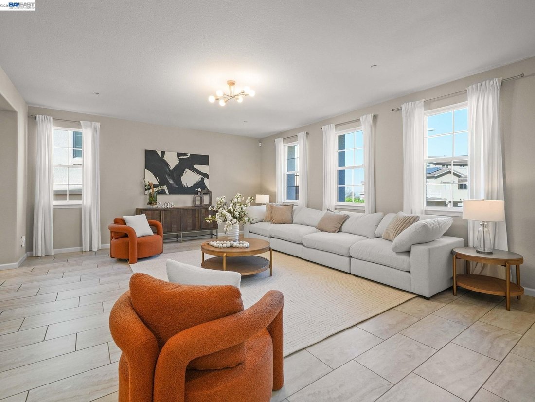 House in Hayward, California, United States 3 - 17941732
