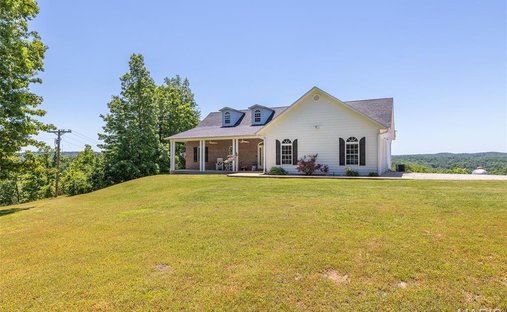 House in Van Buren, Missouri, United States 1