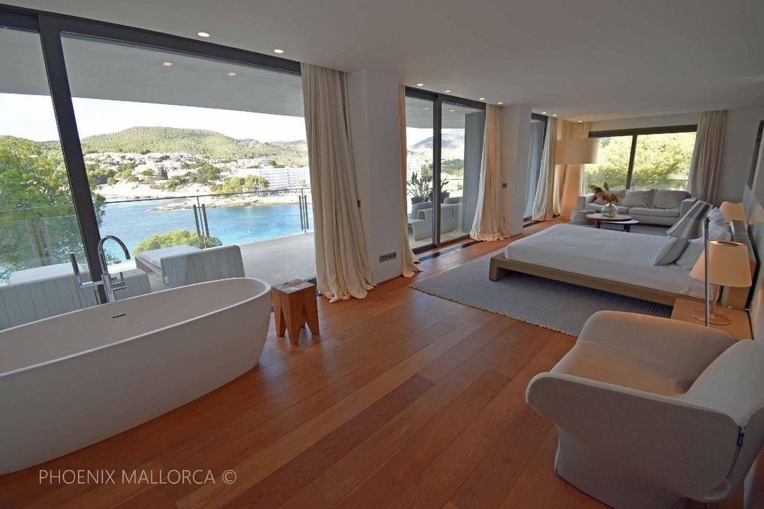 Villa in Camp de Mar, Mallorca, Andratx, Balearic Islands 4 - 17773641