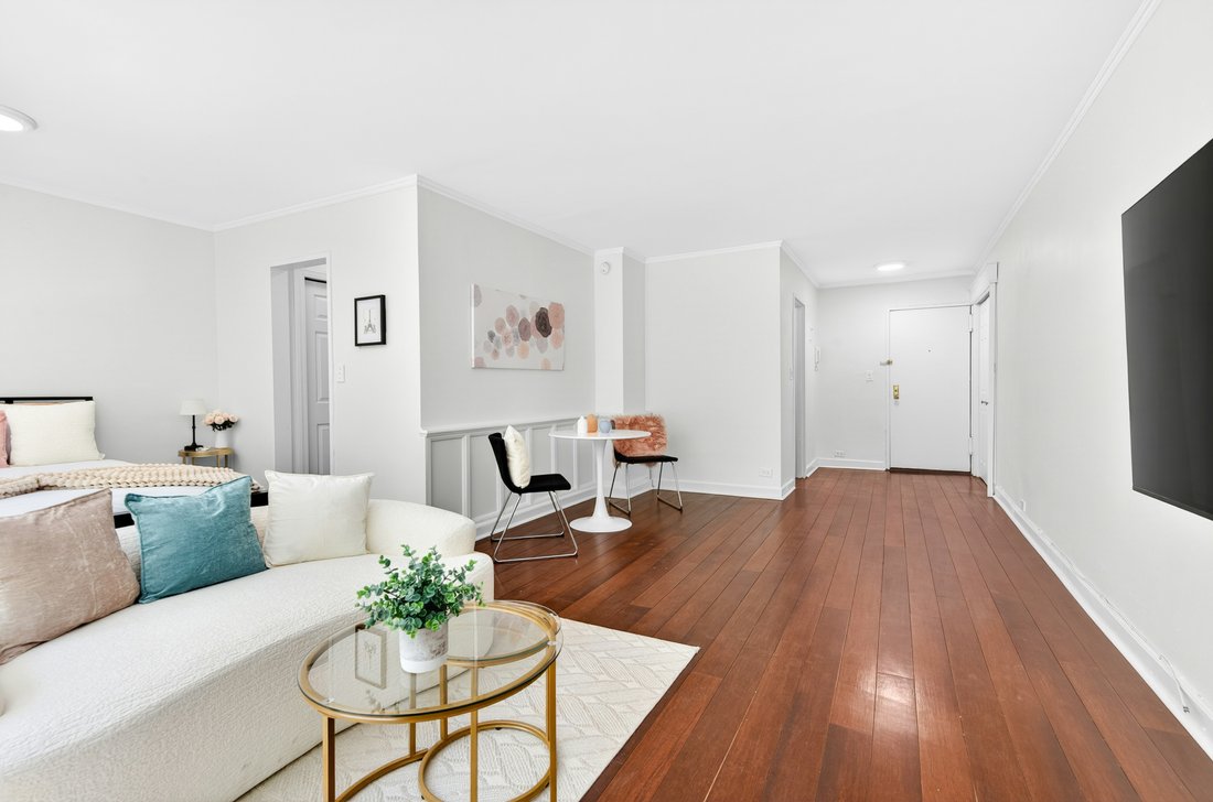 Co Op in New York, New York, United States 4 - 17910031