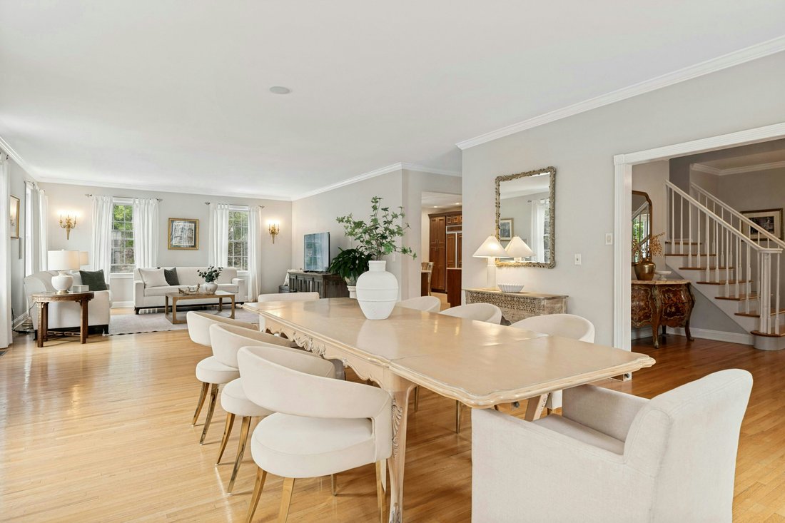 Townhouse in Cedar Grove, New Jersey, United States 5 - 17331875