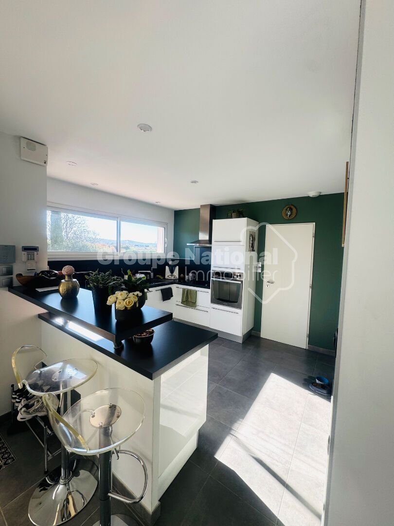 House in Marignane, Provence-Alpes-Côte d'Azur, France 3 - 17010294