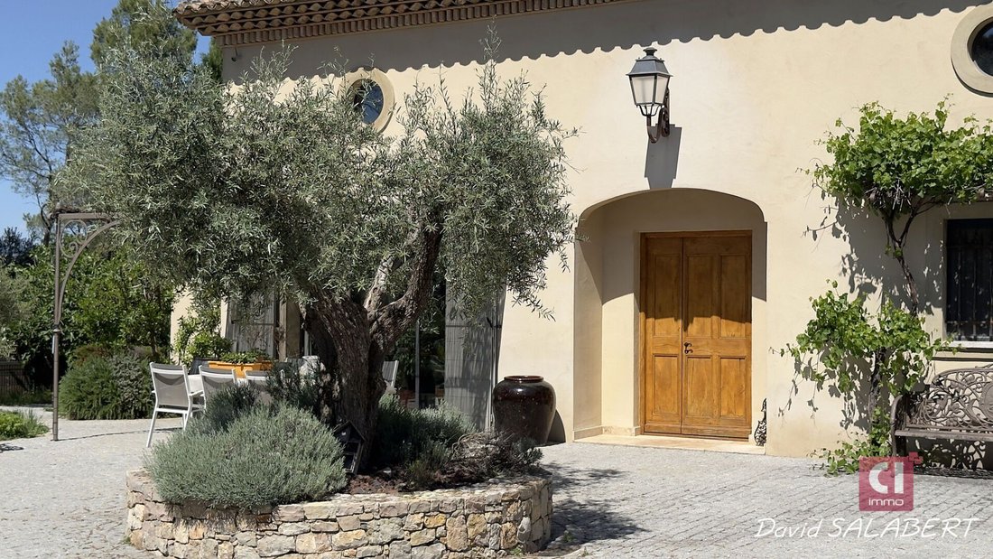 Estate in Le Thoronet, Provence-Alpes-Côte d'Azur, France 2 - 17820285