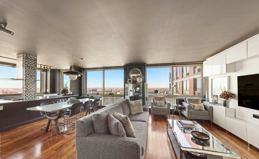 House in New York, New York, United States 1