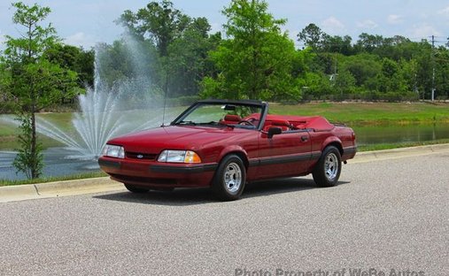 Ford Mustang in Calverton, NY, United States 1