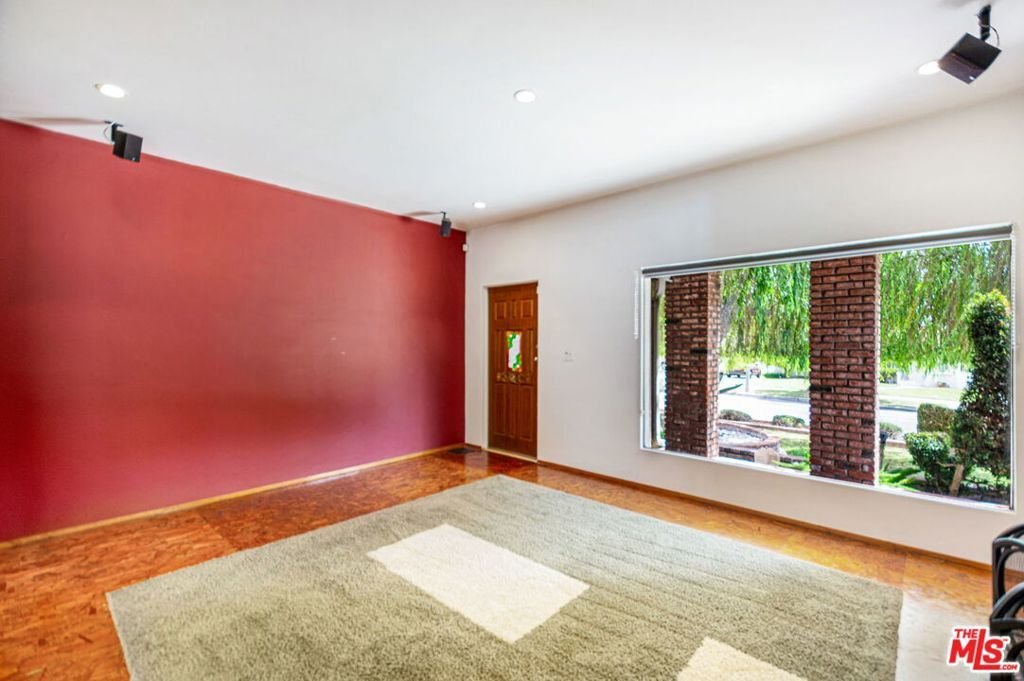 House in Los Angeles, California, United States 4 - 17936886