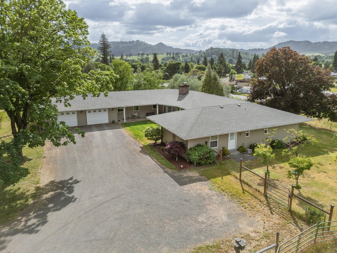 House in Winston, Oregon, United States 1 - 17945477