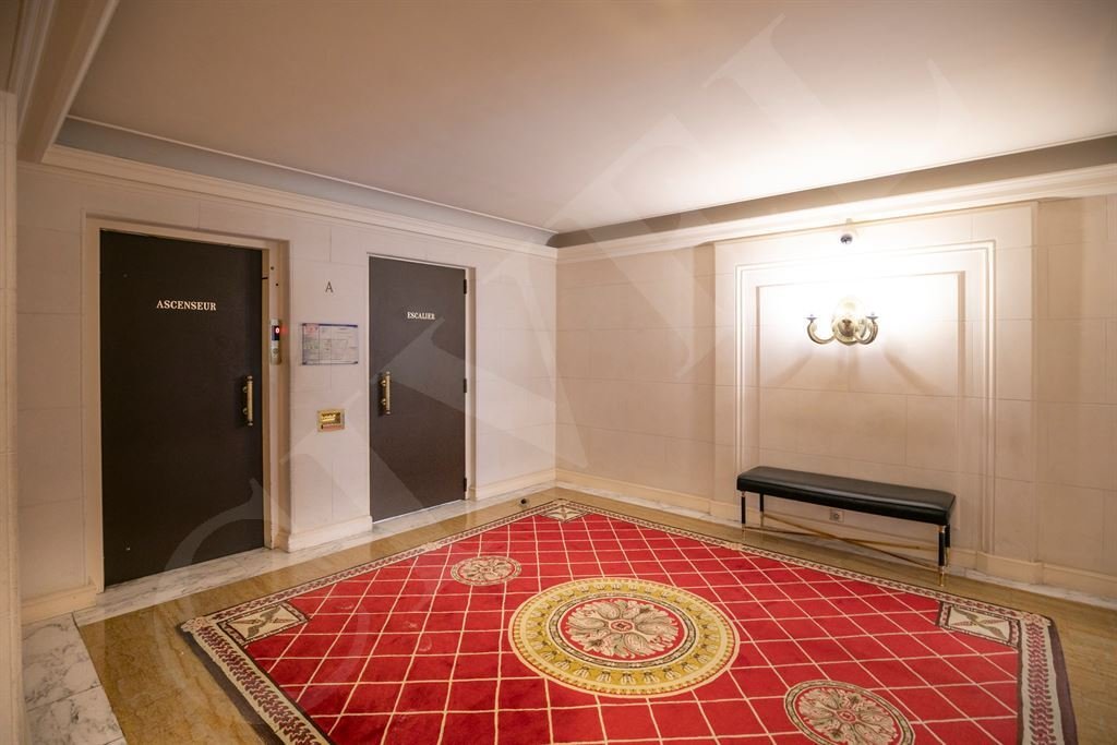 Apartment in Triangle d'Or, Paris 8e Arrondissement, Paris 4 - 17929422
