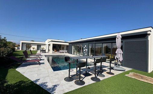 Villa in Magalas, Occitania, France 1