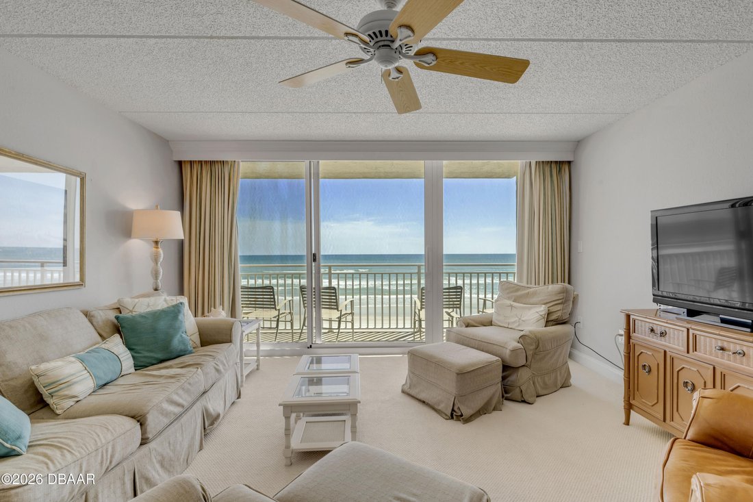 Condo in New Smyrna Beach, Florida, United States 1 - 17943600