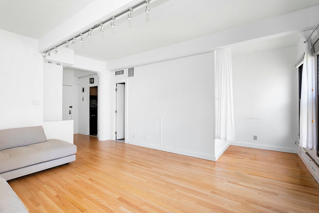 House in New York, New York, United States 2 - 16747754