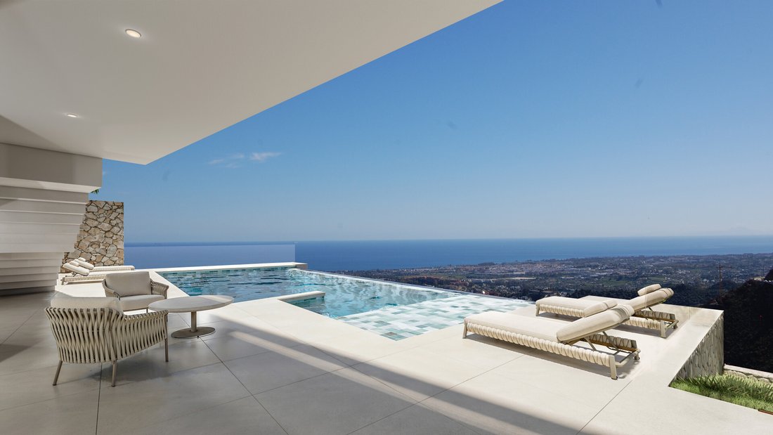 Villa in Benahavis, Andalusia, Spain 2 - 17942844