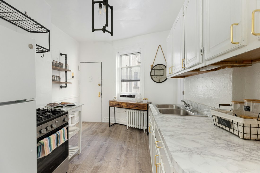 Co Op in New York, New York, United States 3 - 17921631
