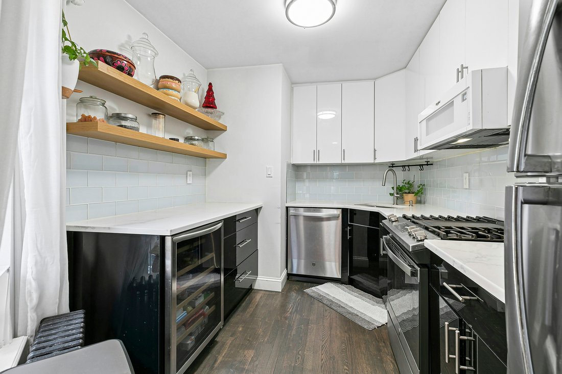 Co Op in New York, New York, United States 3 - 17714305