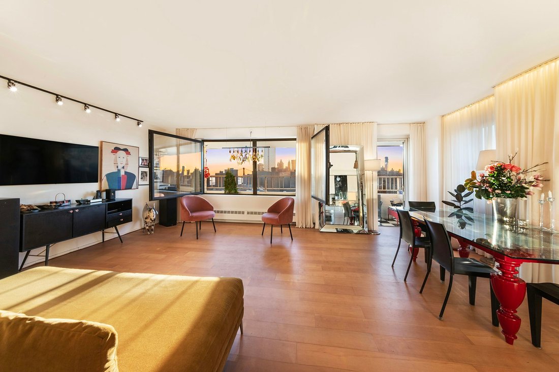 Co Op in New York, New York, United States 2 - 16747677